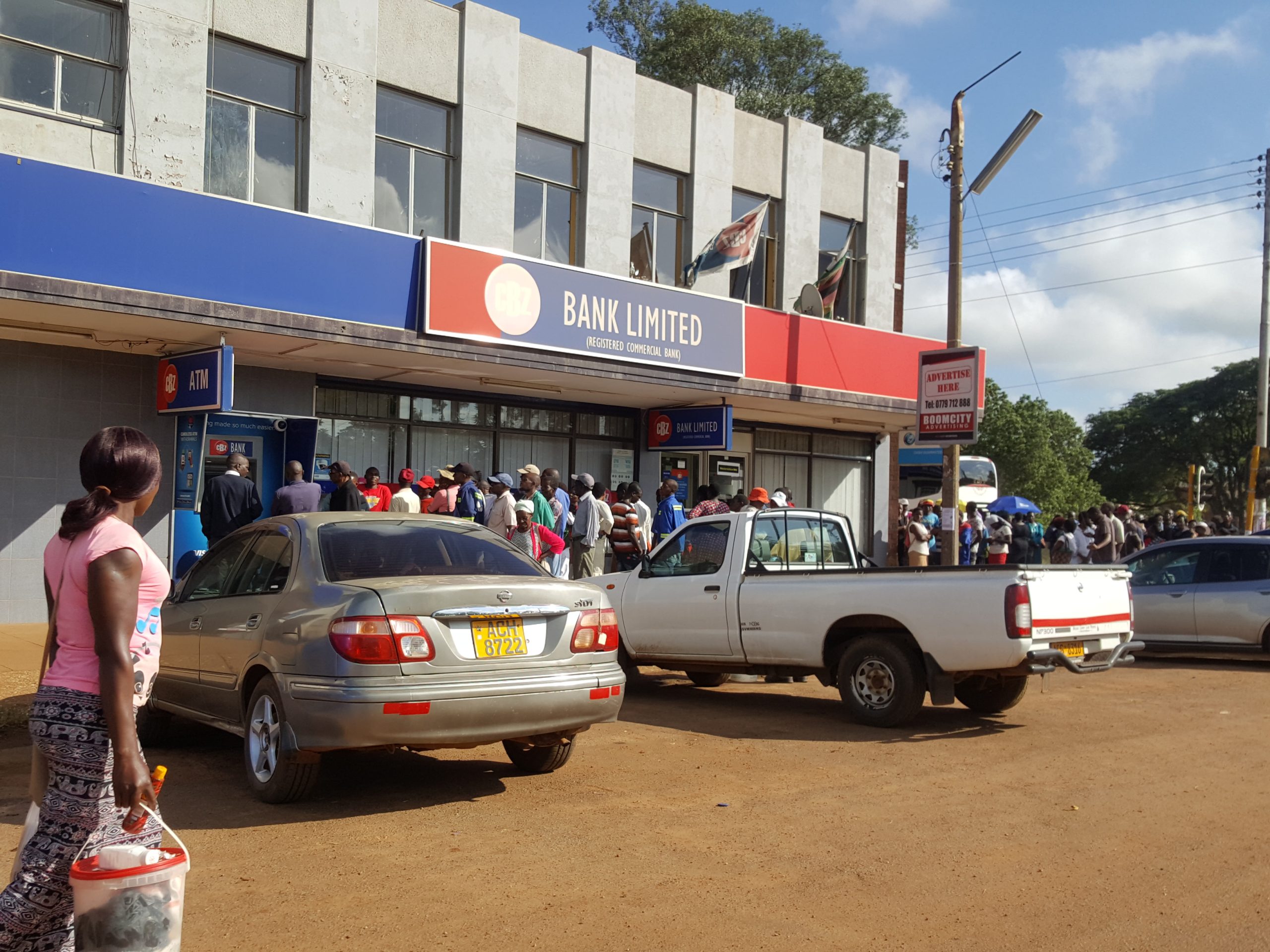 Queueing in front of bank in Zimbabwe